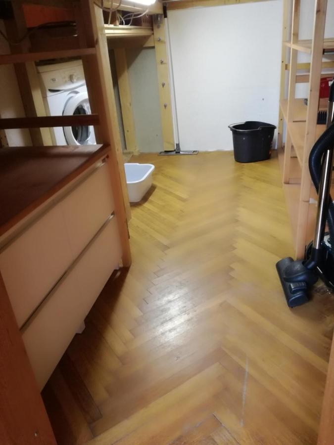 Schoene Wohnung Im Helenental Baden Bagian luar foto