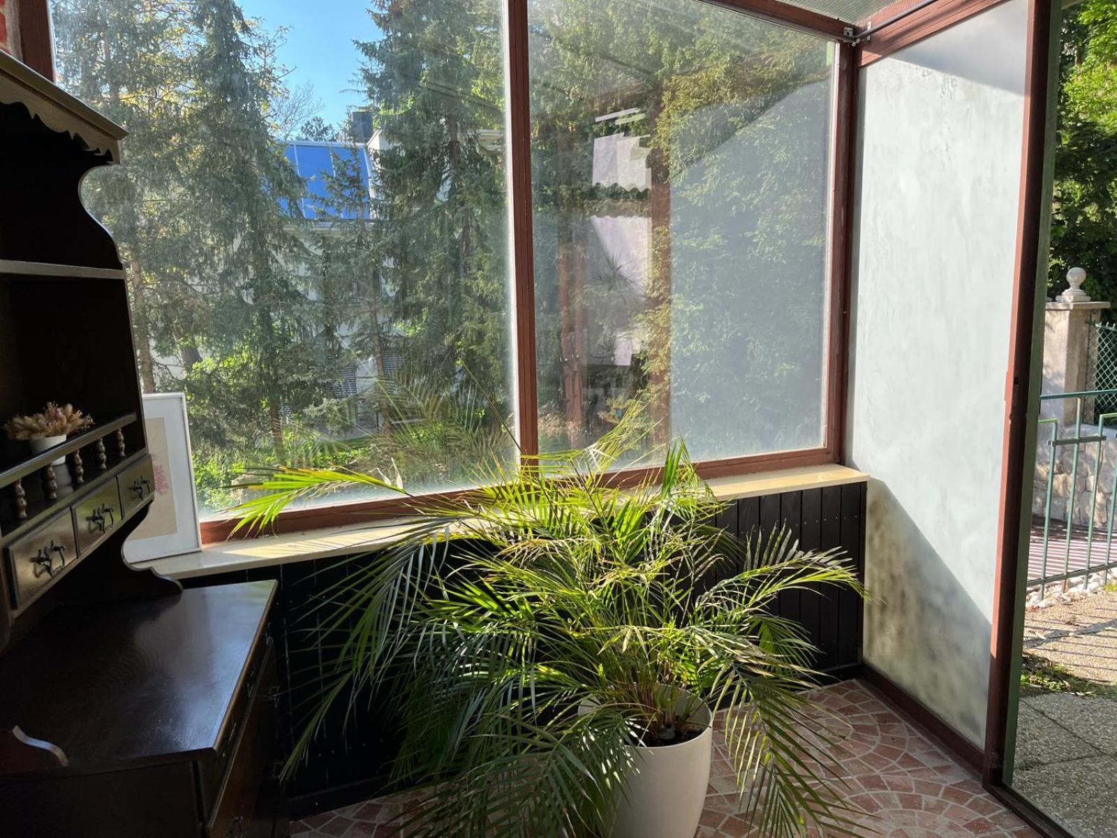 Schoene Wohnung Im Helenental Baden Bagian luar foto